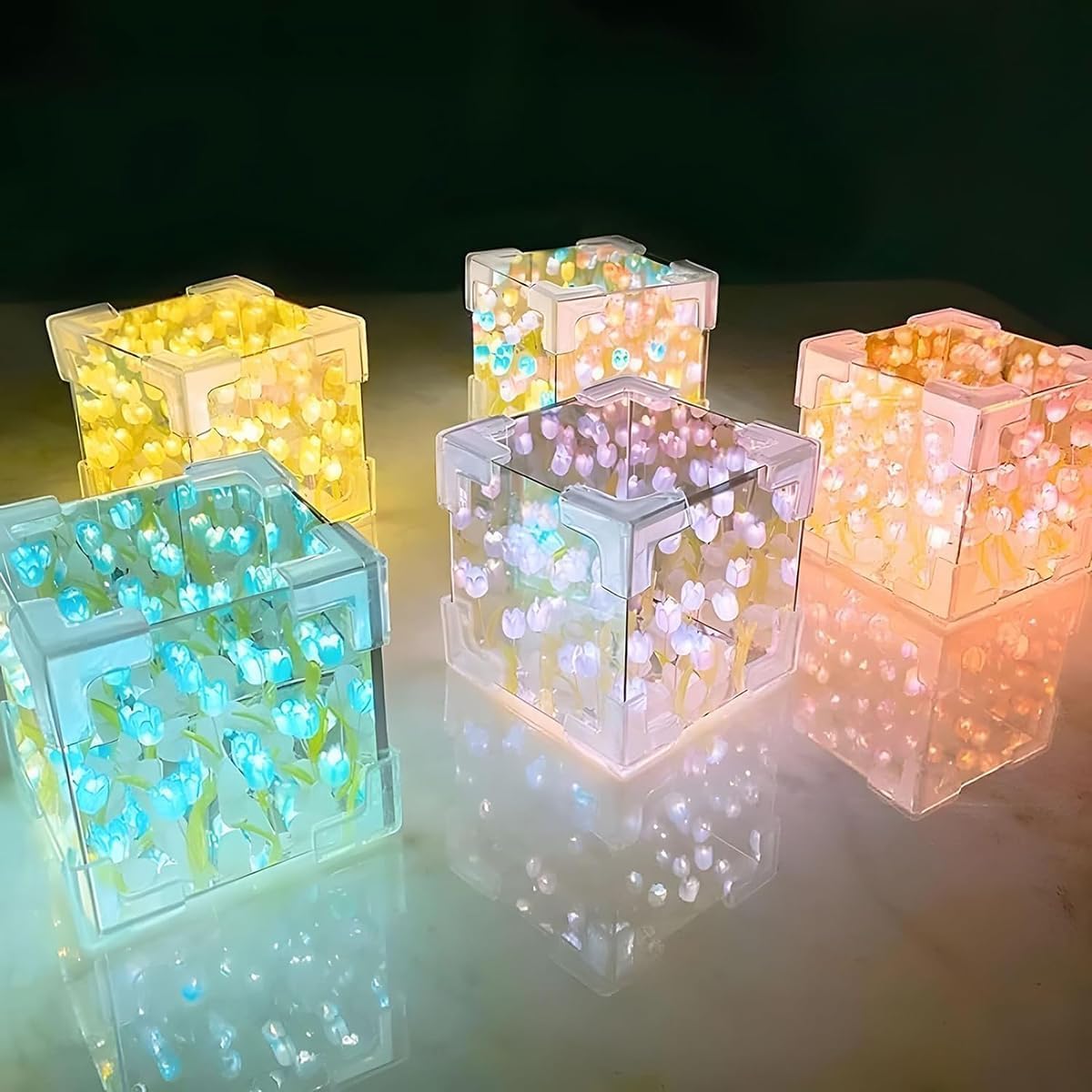 Votvy Acrylic DIY Tulip Cube Mirror Lamp, 30 Flowers LED Decorative Lamp, 2 In 1 Mirror & Table Ornaments For Bedroom Livingroom Desktop Decor Birthday Gift,Transparent