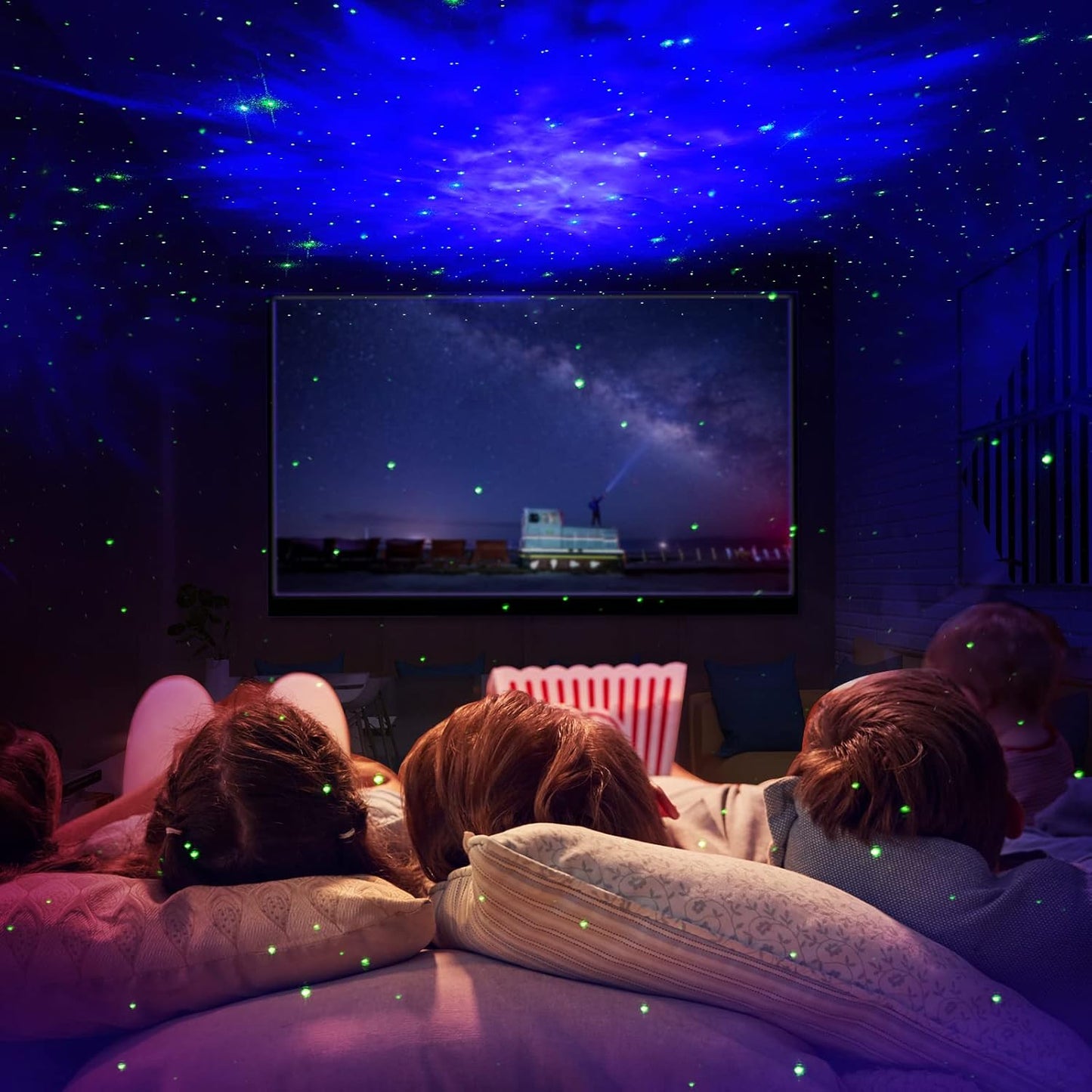 Votvy Star Projector, Astronaut Projector Galaxy, Children's Night Light with Nebula, 8 Modes, Remote Control and 360° Rotation Lamp Projector Galaxy Ceiling Bedroom, Gifts for Children and Adult